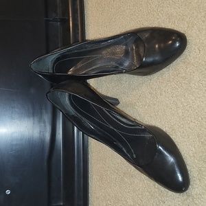 Enzo Angiolini, Black Heels